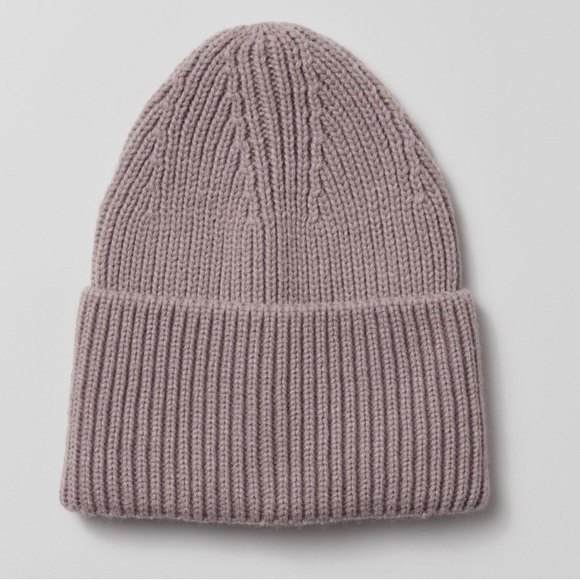 UO Khloe Ribbed Beanie - Picture 2 of 8